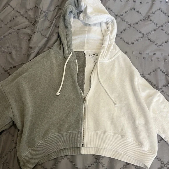 A split colored Hollister zip up jacket - Picture 5 of 6